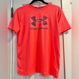 Under Armour Loose Fit Rashguard Activewear Swim Shirt UPF 50 USA Flag Boy YLG